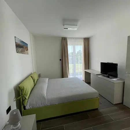 Villino Panoramico 菲纳莱利古雷