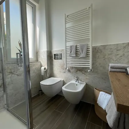 Villino Panoramico 度假居 *