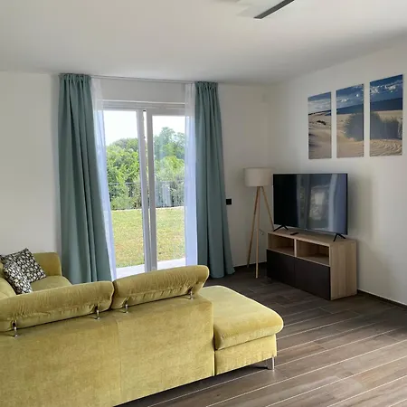 Villino Panoramico 度假居 菲纳莱利古雷